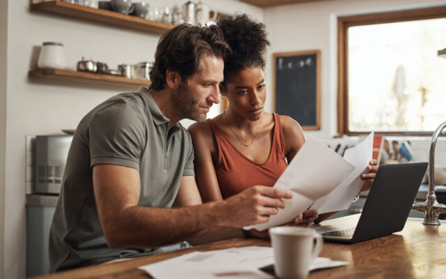 Adobe Stock 488102405 couple debt management